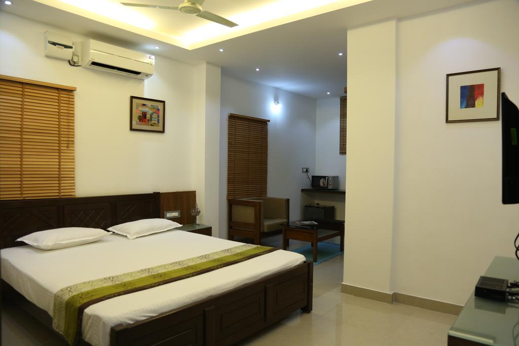 Hotel Mudra Midtown Suites & Rooms Kalasa Exteriér fotografie