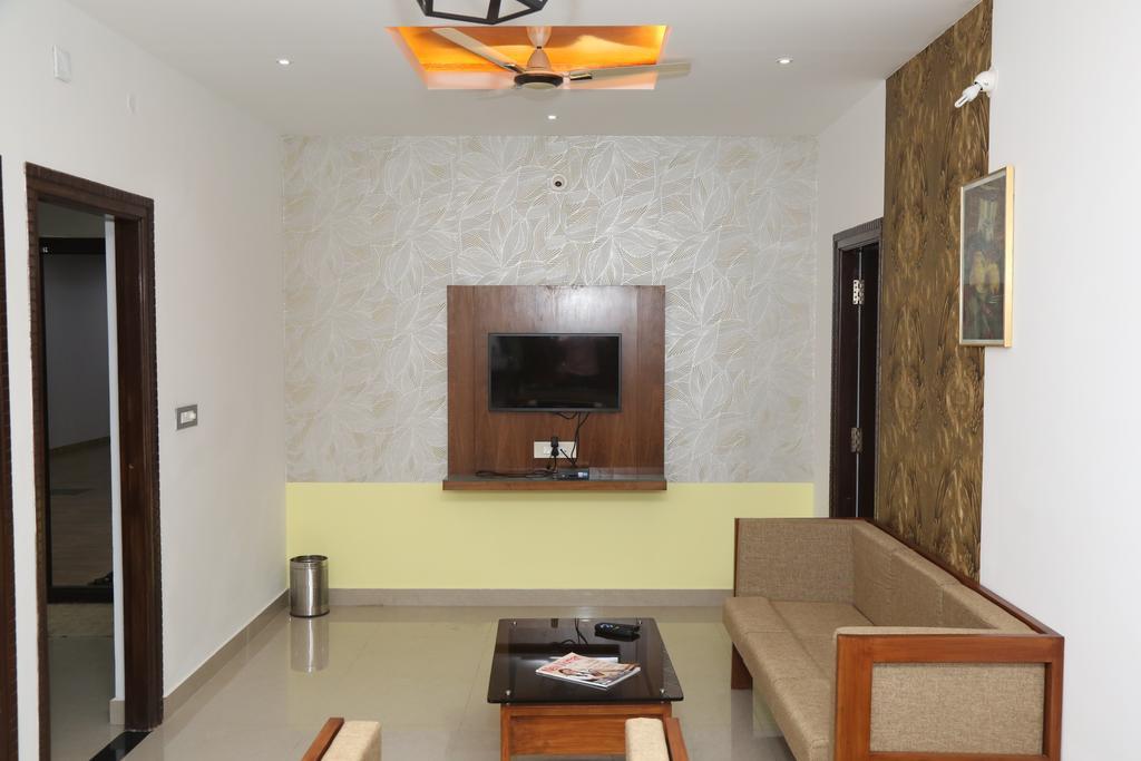 Hotel Mudra Midtown Suites & Rooms Kalasa Exteriér fotografie